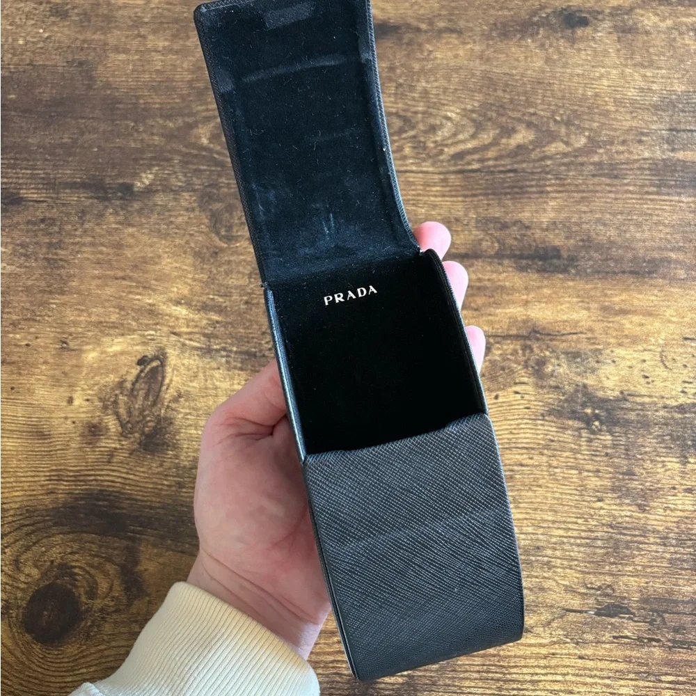 Prada Women's Sunglasses - Picture 6 of 7